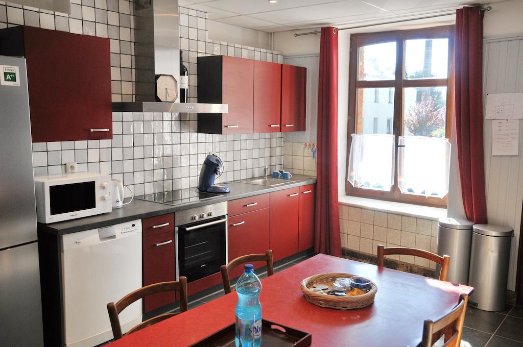 Gite Stone Lodge Bourcy Room photo